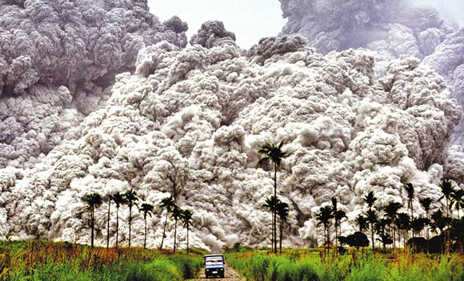 Volcanic Clouds caused Mt. Pinatubo Erupting 1991